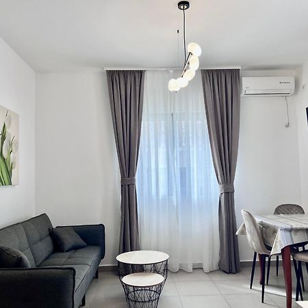 Apartments Sirena - Modern Stay With Free Parking Budva Dış mekan fotoğraf