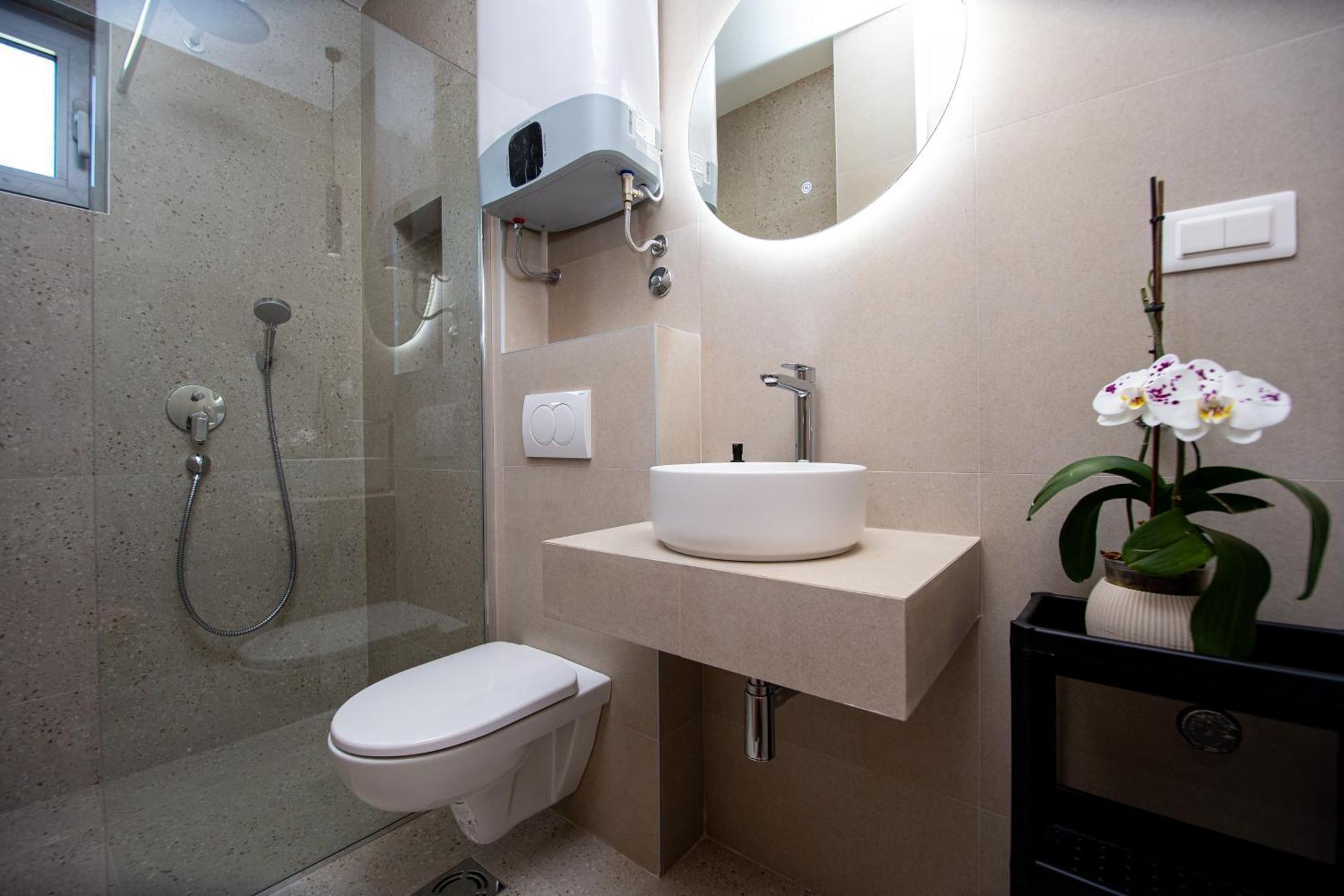 Apartments Sirena - Modern Stay With Free Parking Budva Dış mekan fotoğraf
