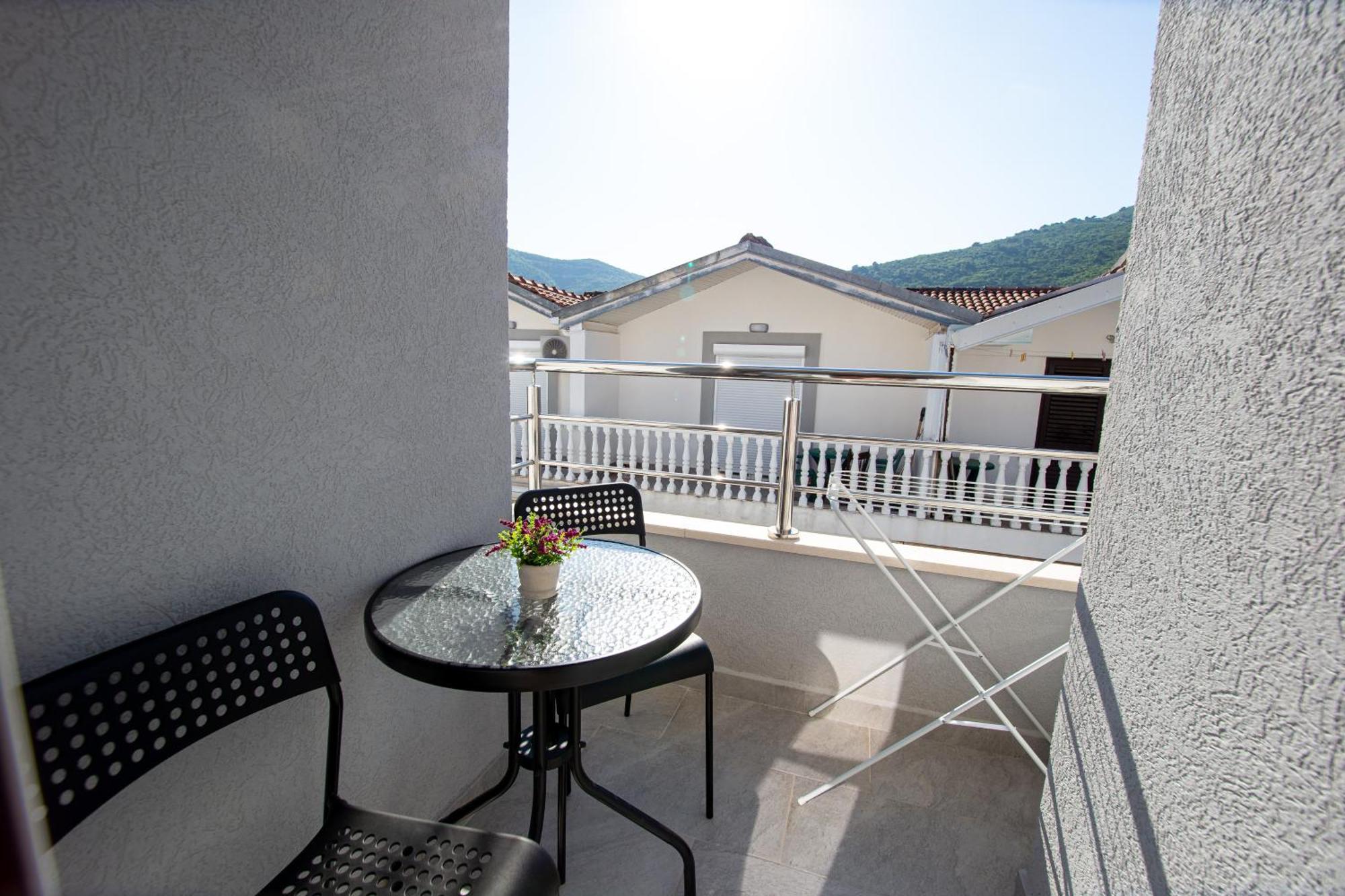 Apartments Sirena - Modern Stay With Free Parking Budva Dış mekan fotoğraf