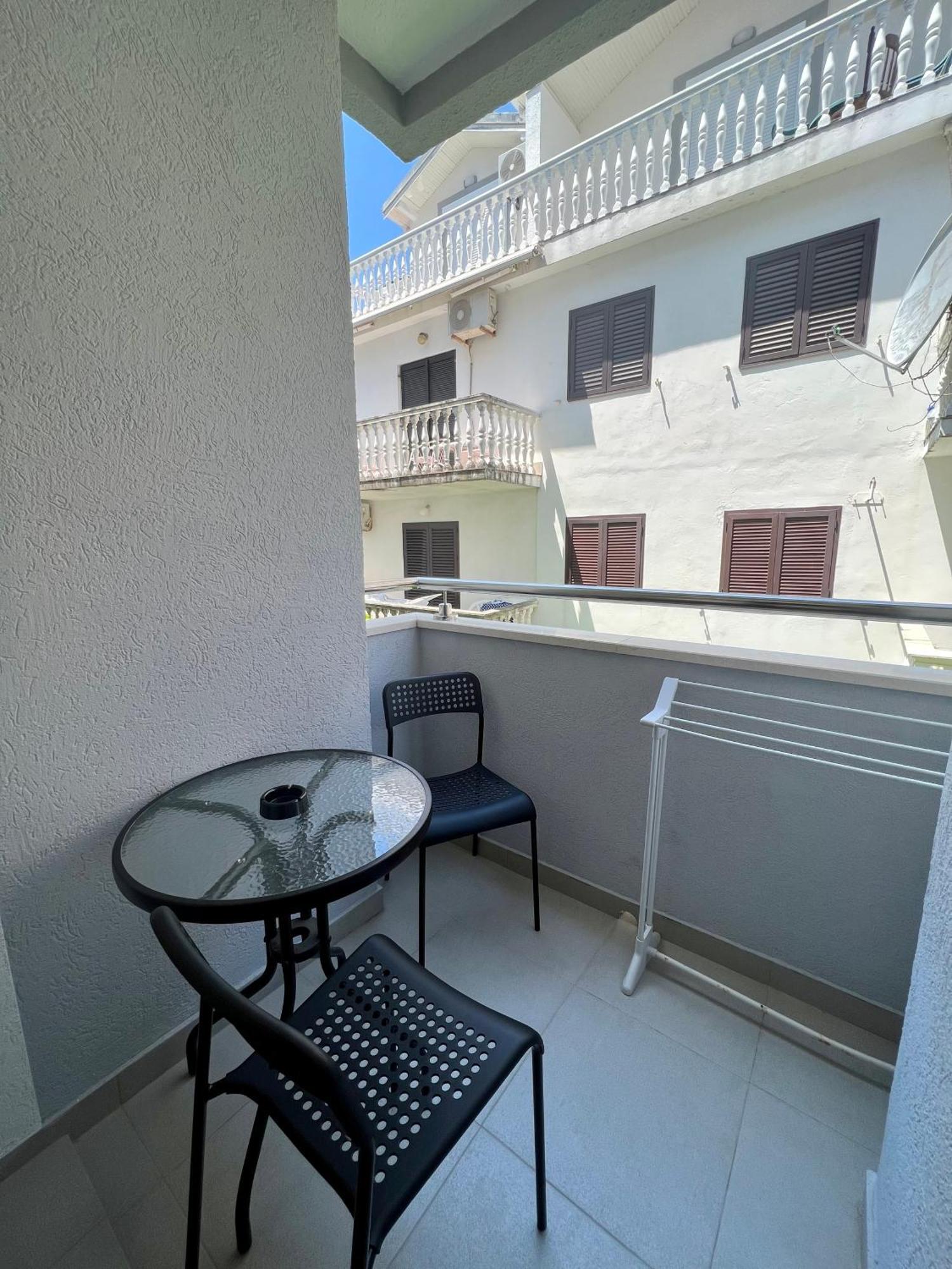 Apartments Sirena - Modern Stay With Free Parking Budva Oda fotoğraf